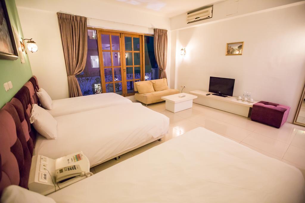 Rainbowtown Hotel Хуалиен Сити Стая снимка