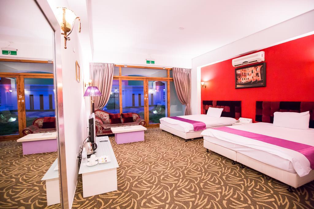 Rainbowtown Hotel Хуалиен Сити Стая снимка