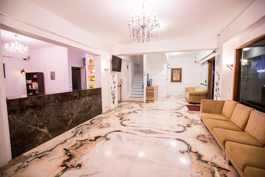 Rainbowtown Hotel Хуалиен Сити Екстериор снимка